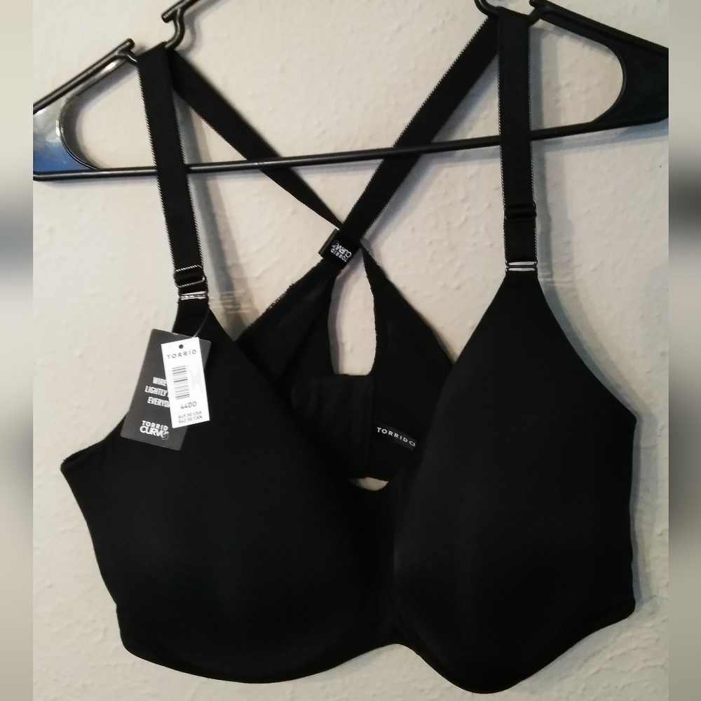 New Black Bra